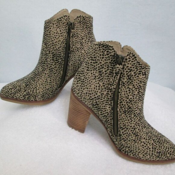 NWOB Mia Tracee Cheeta Print Block Heel Zip Up Ankle Booties-6W - Picture 4 of 14